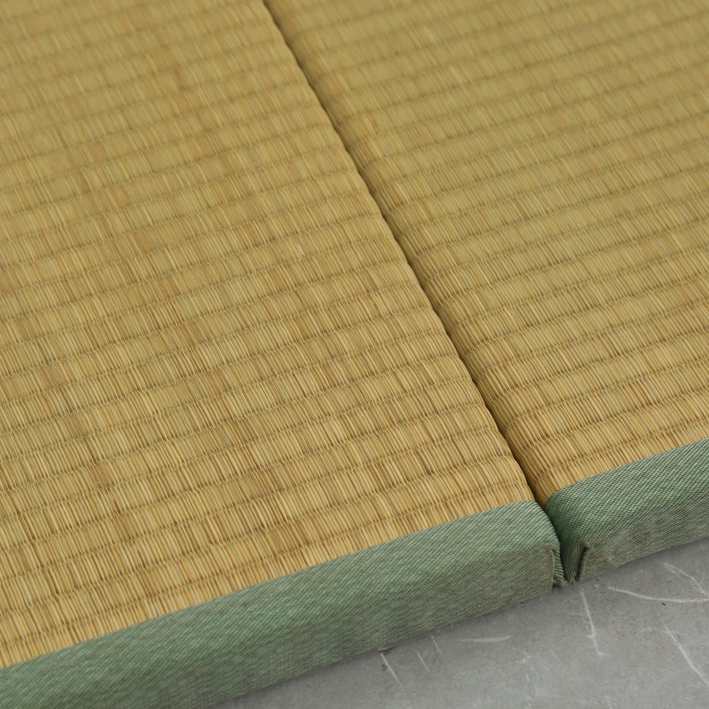 FYRENA MustMat Tatami Futon Mattress Foldable Tatami Mat Twin Japanese Floor Mattress Rush Grass Floor Bed 35.4"x78.7"x1.2"(1 Piece)